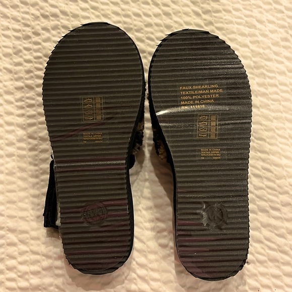 NWT Michael Kors JuniperSlipper Slide size 7 - Picture 3 of 6